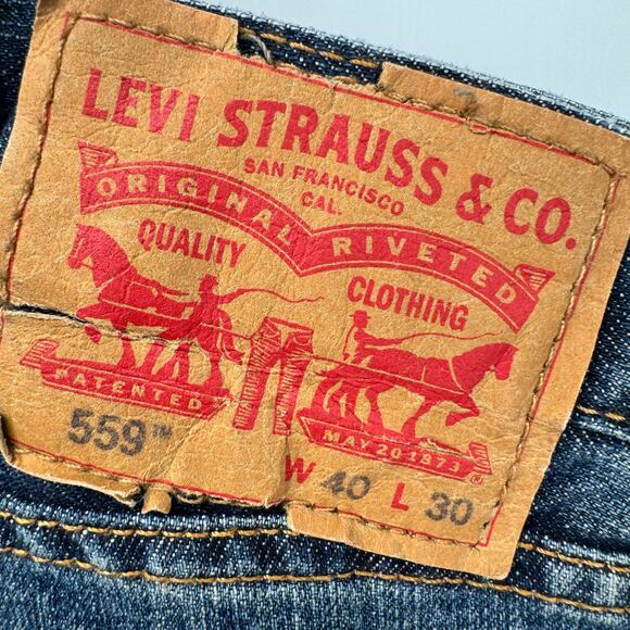 Levi's 559 Jeans Mens 40x30 (41x30 ACTUAL) Relaxed Straight Faded Wash Denim - Picture 4 of 10